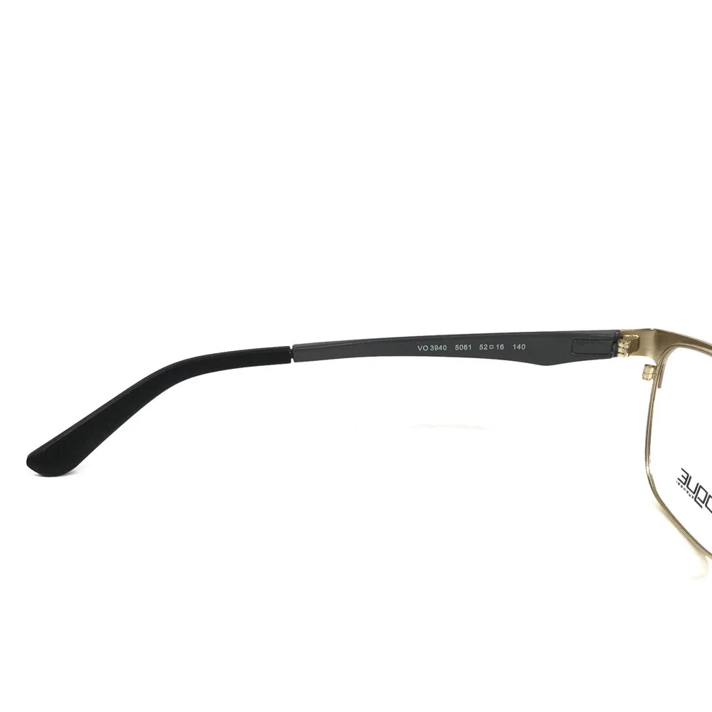 Vogue brand new